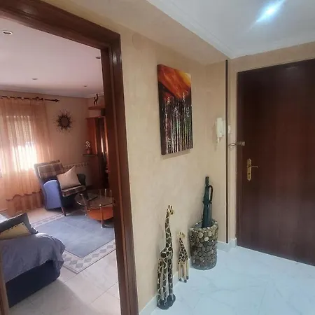 El Trasgu De Laviada A 300m Playa, Puerto, Acuario Gijon